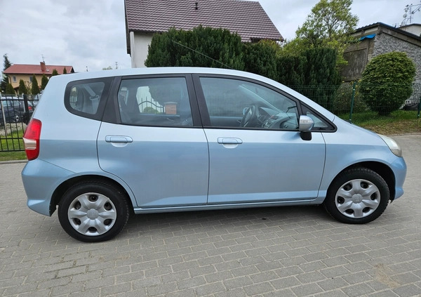 Honda Jazz cena 9900 przebieg: 175485, rok produkcji 2005 z Żory małe 92